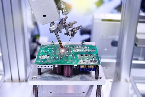 Electronic Assembly Machines: Complete Guide to Types, Working, and Industrial Applications