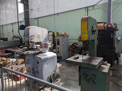 Small Factory Machines: Types, Uses, and Benefits for Modern Manufacturing