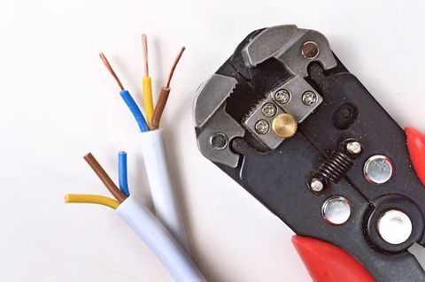 Wire Cutting Machines Explained: Working, Types, and Uses